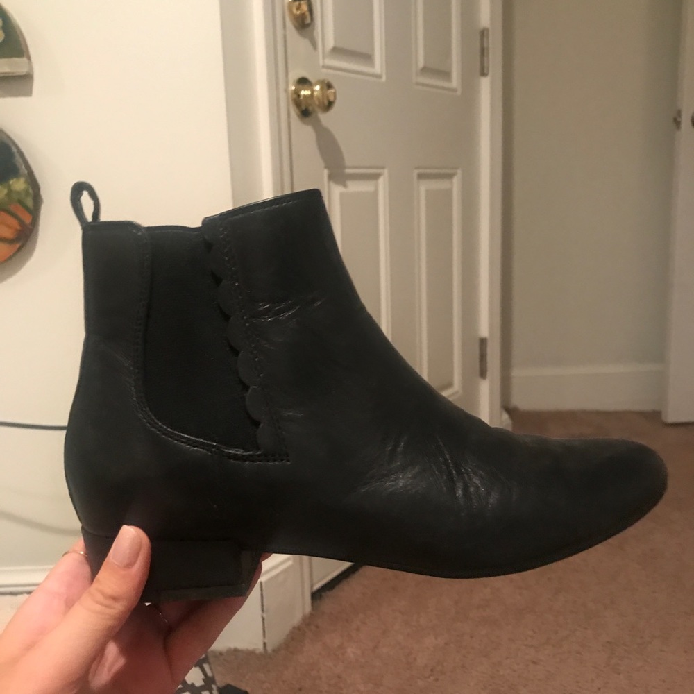 Black boots